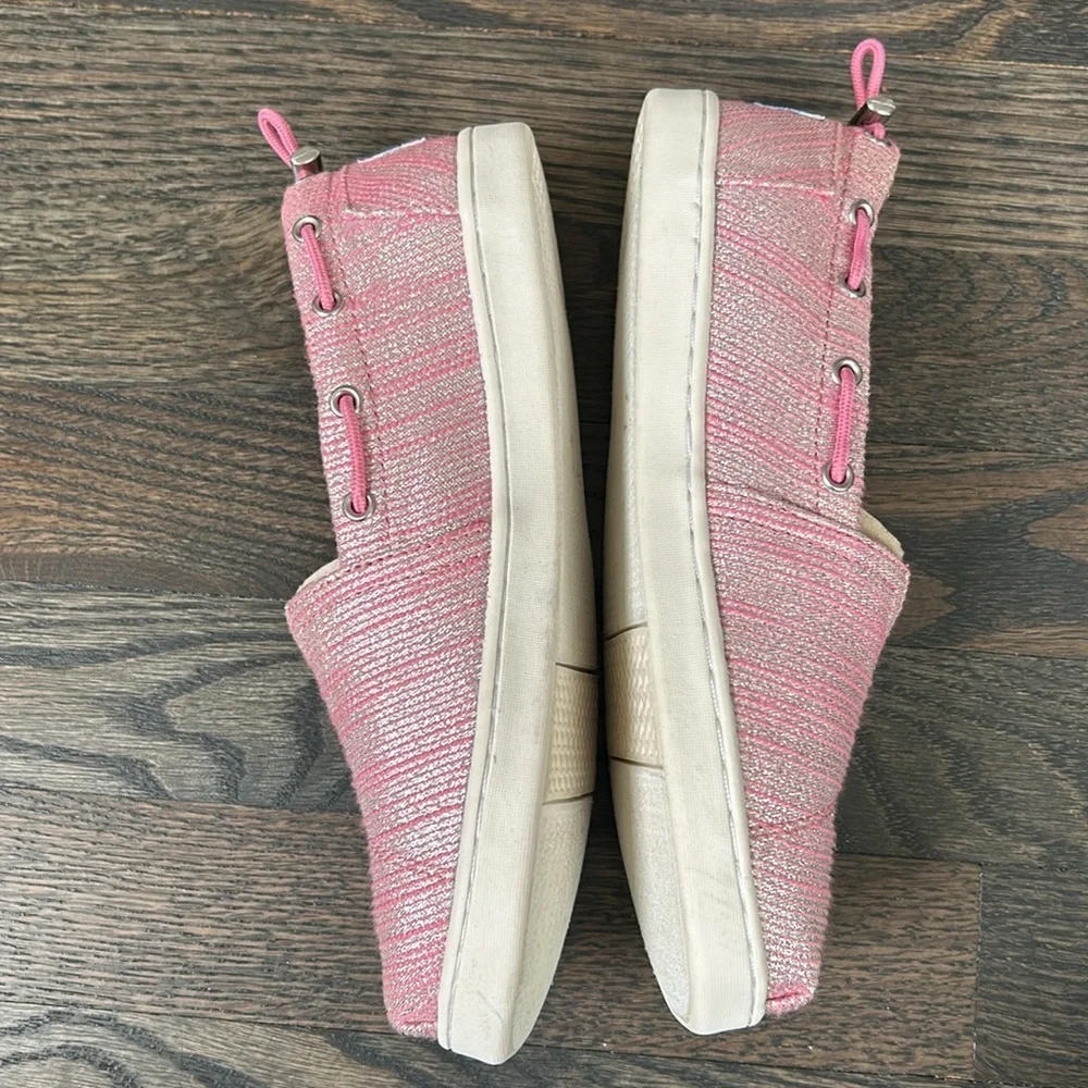 TOMS Bimini Peony Slubby Metallic Pink YOUTH 3 Girls Glam/Shimmery/ Glitter Boat